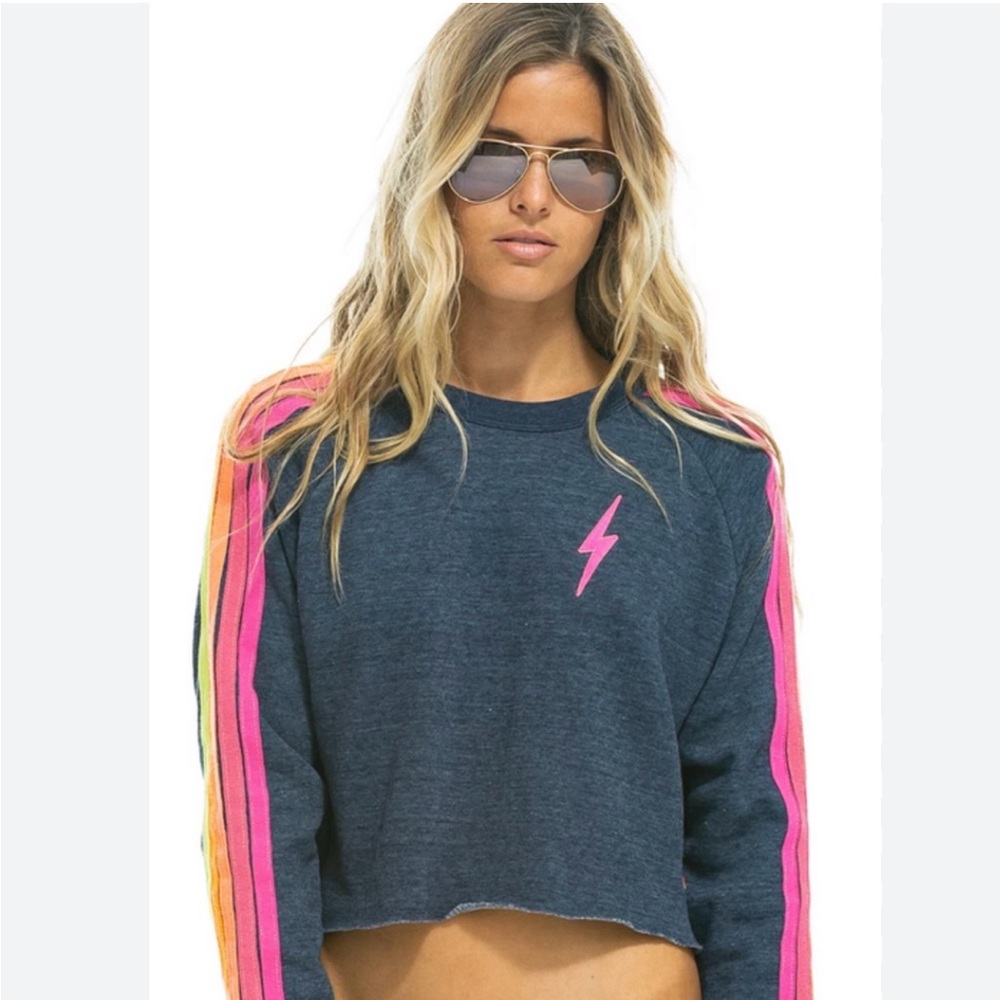 😎 Aviator Nation- Cropped Crewneck